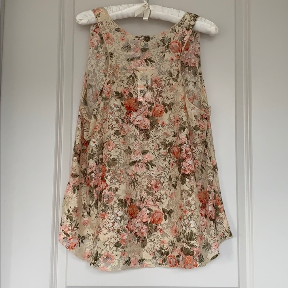 American Rag Lace Tank - Picture 5 of 13